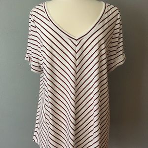 White House Black Market - T-Shirt Blouse